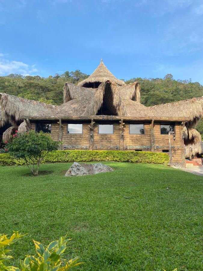 Hotel Rancho Ecoturistico El Faro 5*